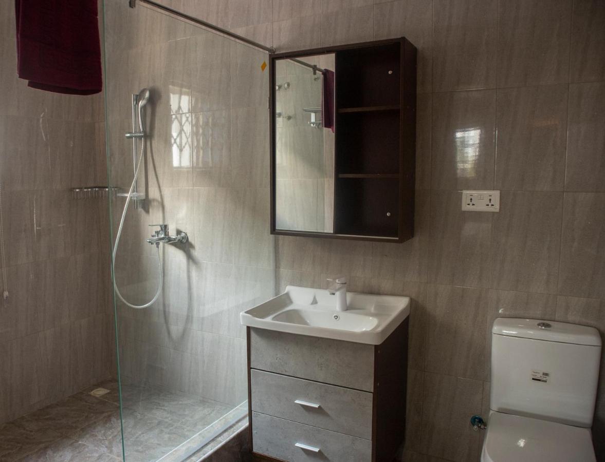 Kislas Luxury Hotel Adenta Екстер'єр фото