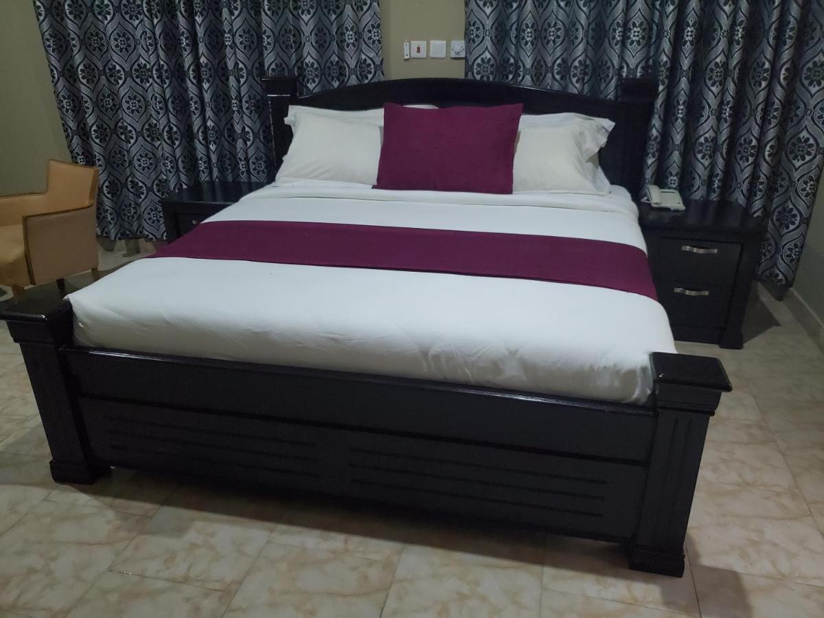 Kislas Luxury Hotel Adenta Екстер'єр фото